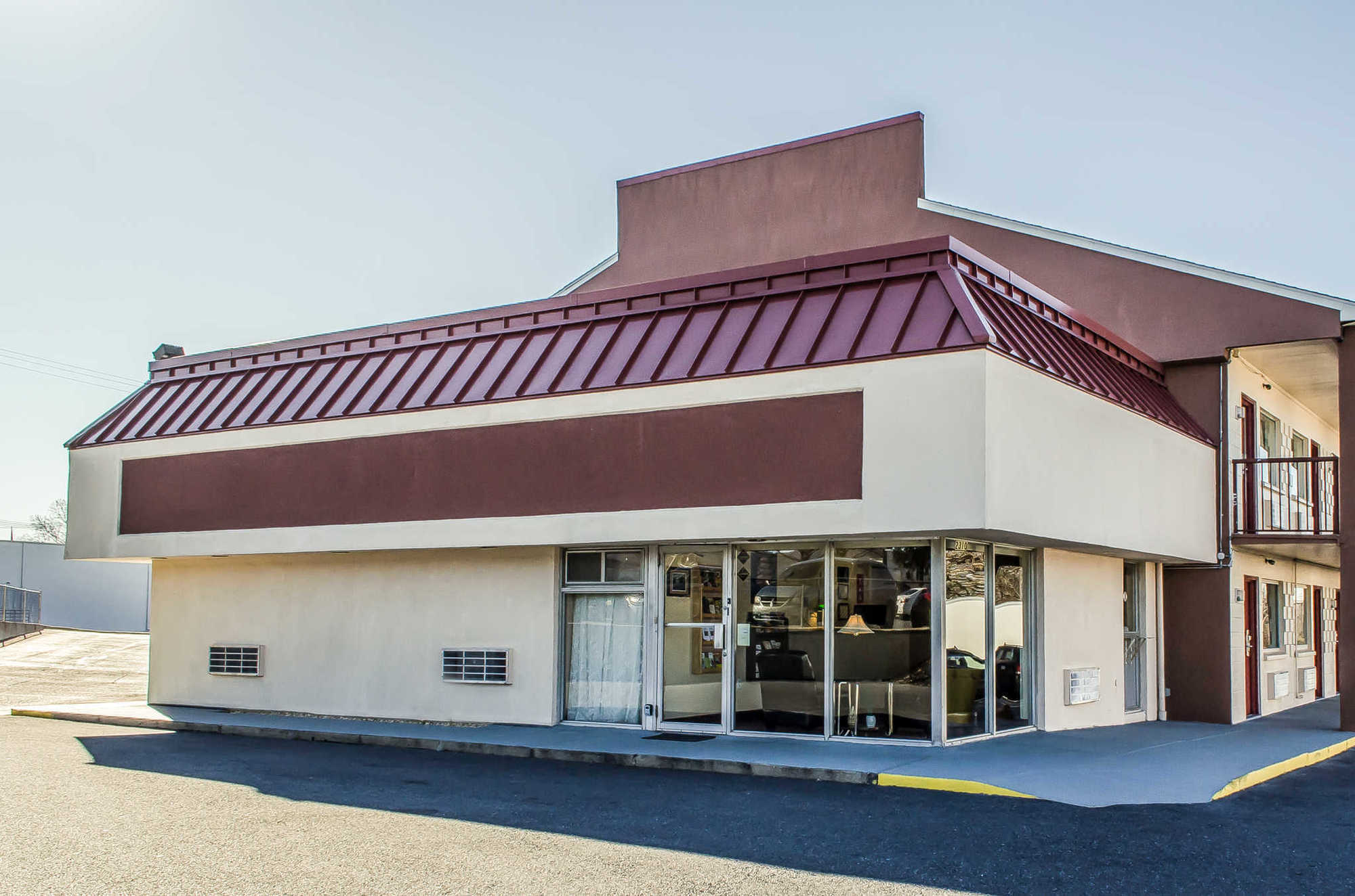 Econo Lodge Northeast Reading Exterior photo